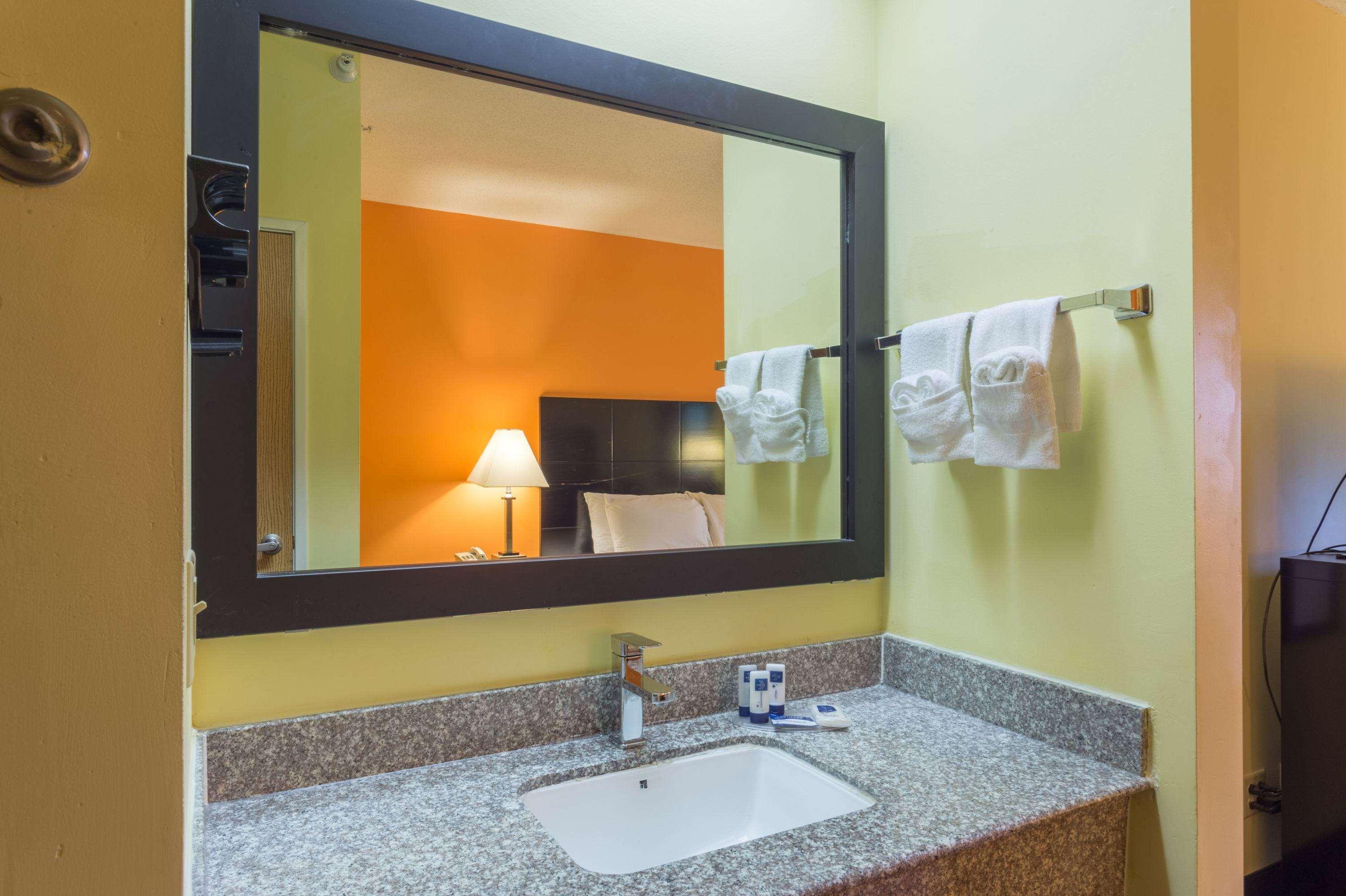 Americinn By Wyndham Streator Dış mekan fotoğraf